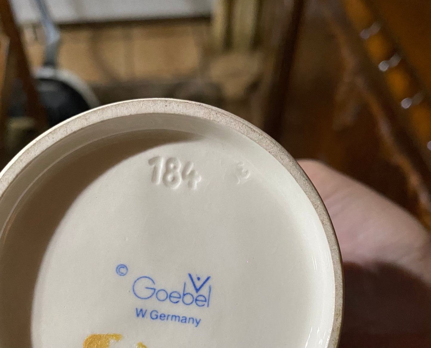 M.I. Hummel Goebel #184