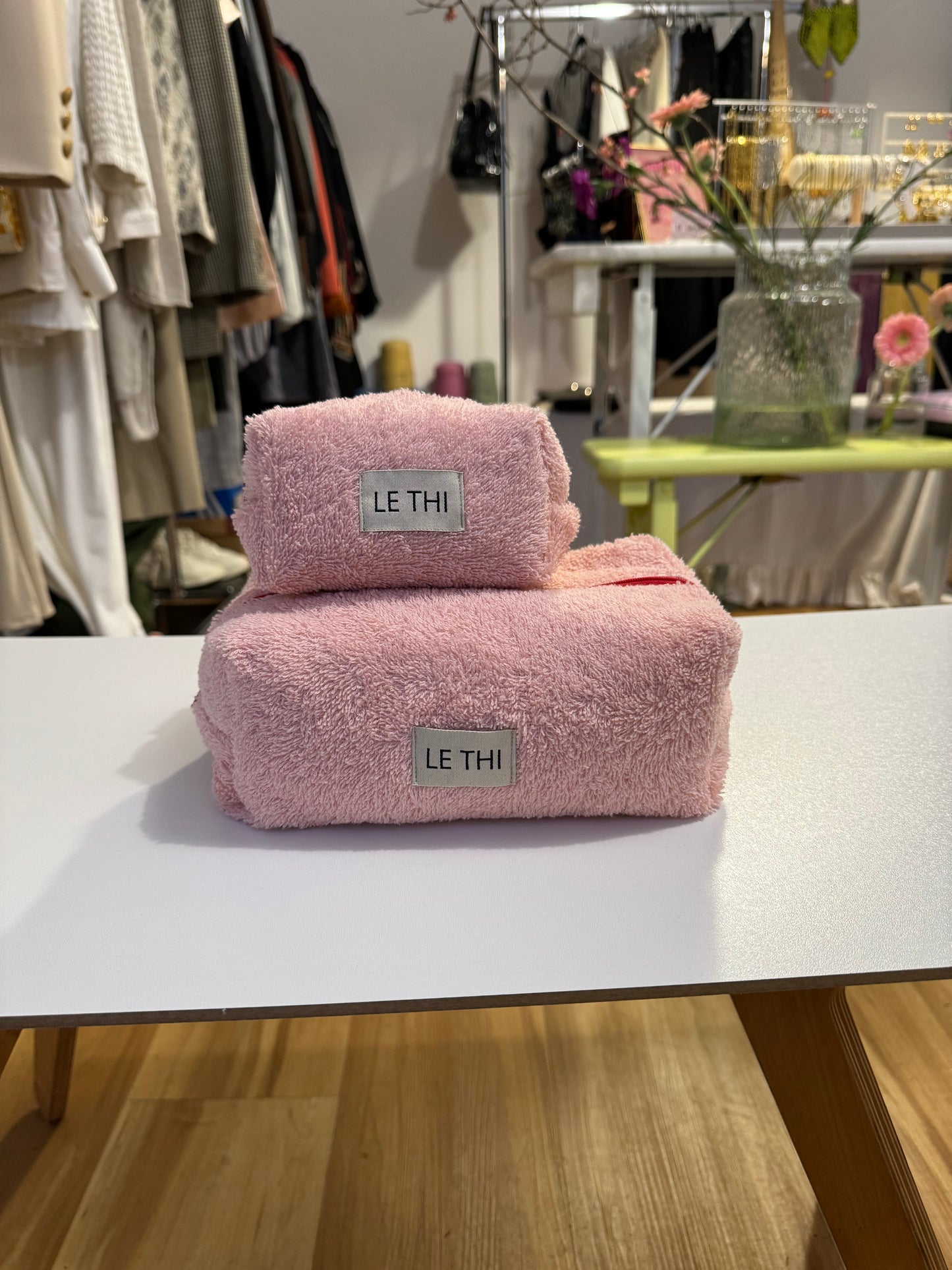 Fluffy Pouch Rosa