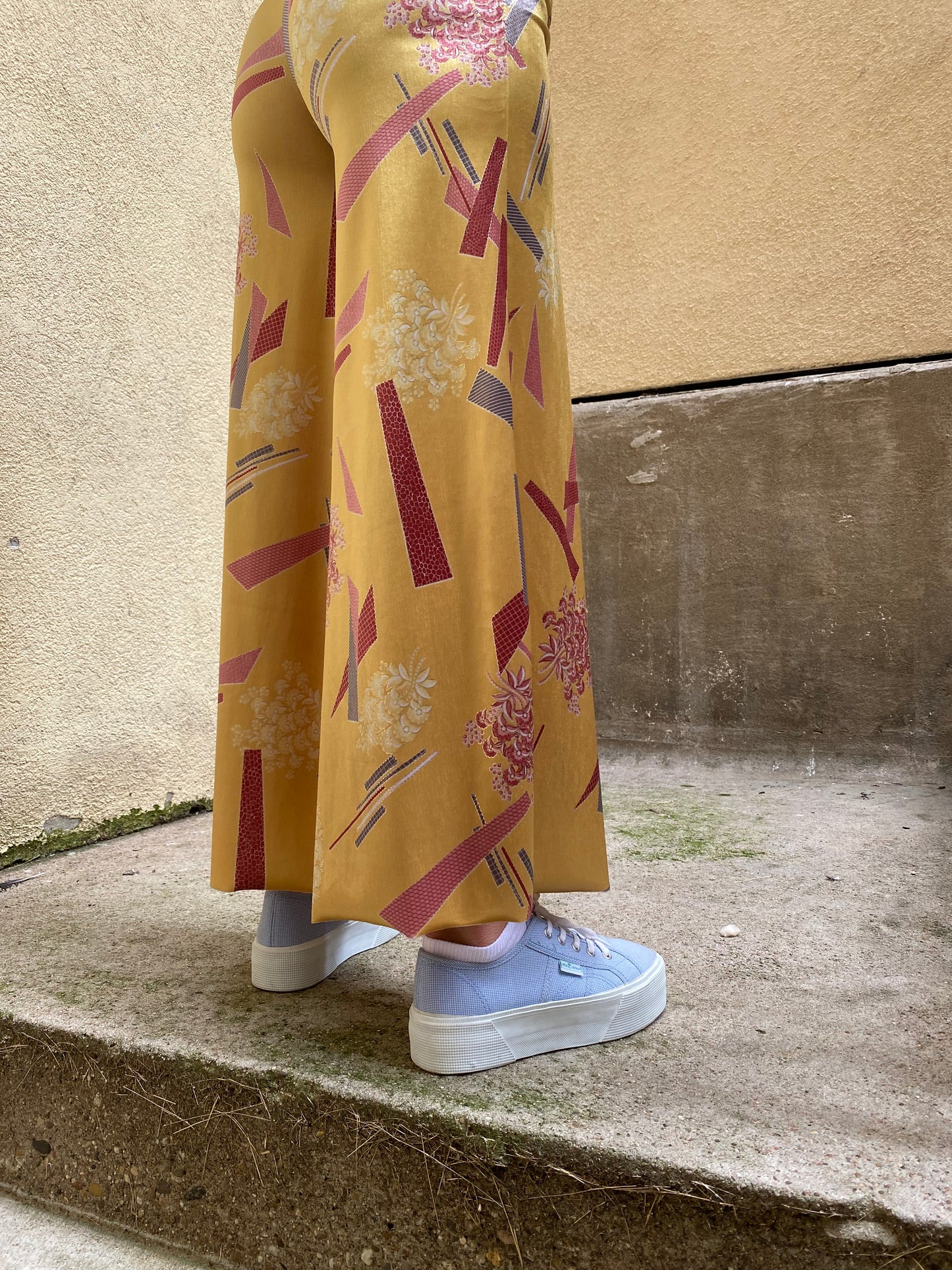 Bara Flared Velvet Pants Yellow