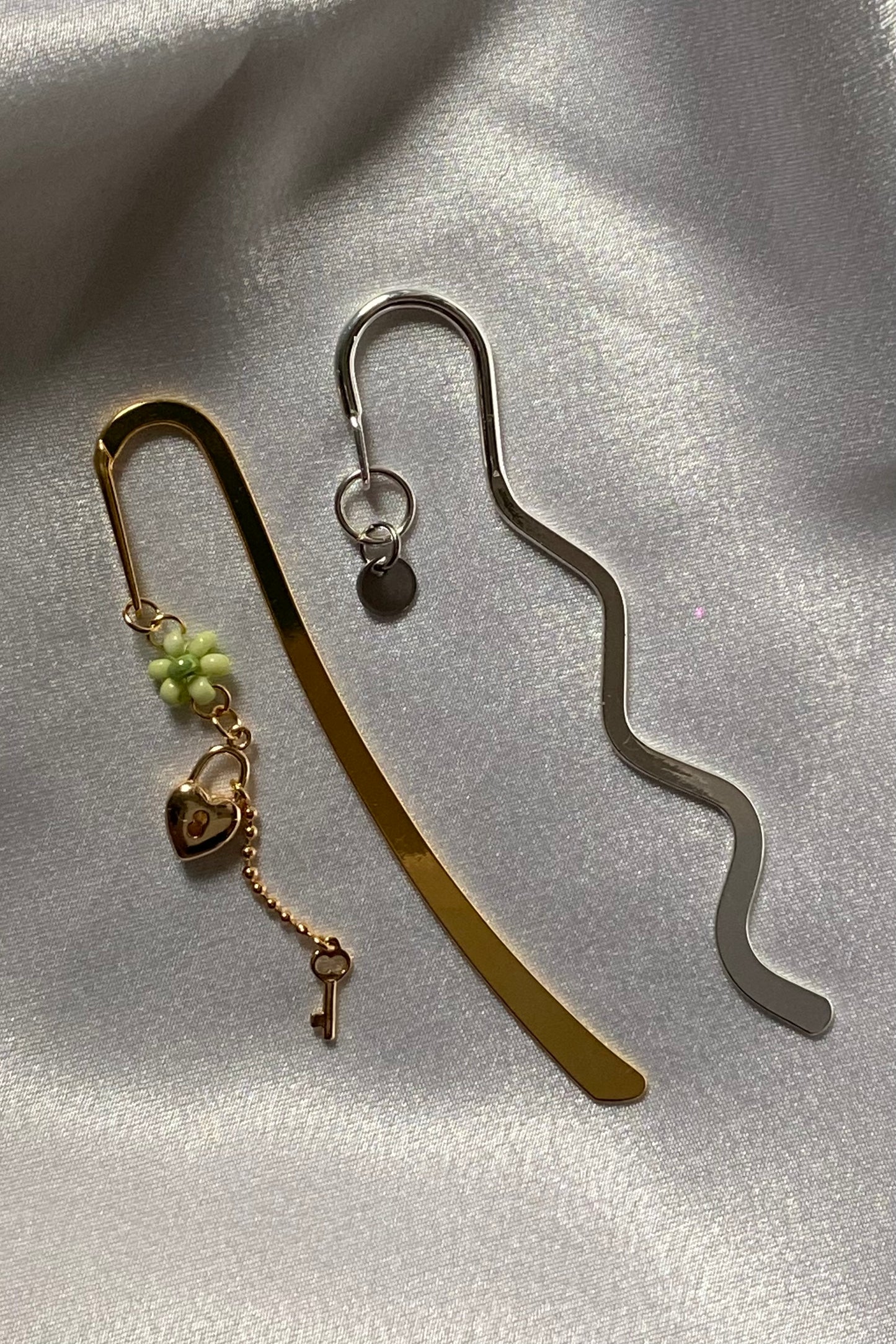 Bookmark Moon Silver